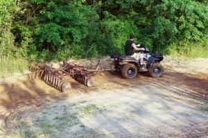 reasons to ride your utility, The Sportsman never lost traction despite all the loose sandy and muddy corners we threw at it