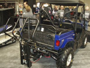 dealer expo spotlight cycle country hook a lift