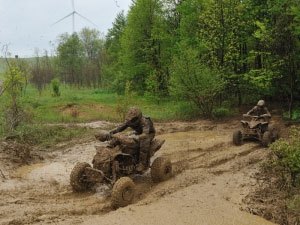 borich wins moose mountain ridge gncc, Can Am riders Chris Bithell and Adam McGill race through the mud