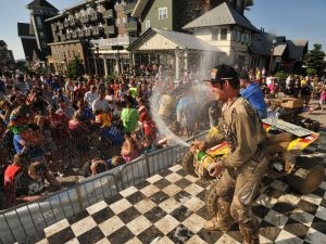 wolf takes overall win at snowshoe gncc, Chris Borich sprays the crowd with bubbly after earning the XC1 victory