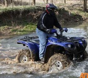 yamaha grizzly 550 project, Thanks to the GYTR skid plates unseen creek rocks were no longer a worry