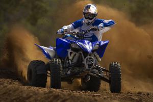 2009 yamaha yfz450r preview, The wider footprint of the YFZ450R offers more stability when cornering