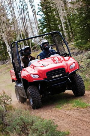 2009 honda big red preview, At 64 inches wide the Big Red should be plenty stable on the trails