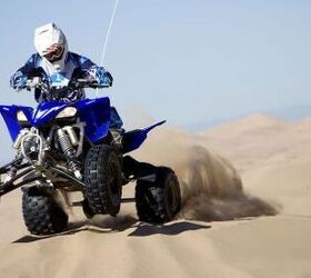 2009 yamaha yfz450r review dune test, The YFZ450R had plenty of power in stock form to loft the front end at will