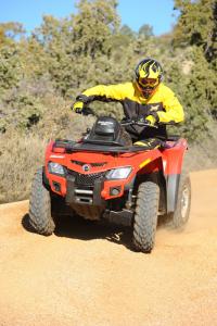 2010 can am atv lineup unveiled, All the Outlander 500 650 and 800R models feature an updated front fascia and cast aluminum wheels