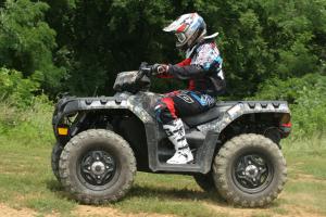 2009 polaris sportsman 850 xp eps review, Polaris rotated the engine 90 degrees in the 850 XP giving the rider a lot more room to move around