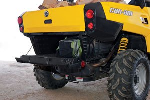 2011 can am commander preview, The dual level cargo box offers a unique way to separate what you re hauling around