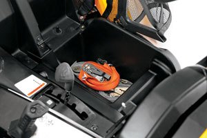 2011 can am commander preview, BRP took advantage of every inch of available space for storage