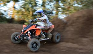 2010 450cc motocross shootout part 2, Better riders will like the KTM s agile handling