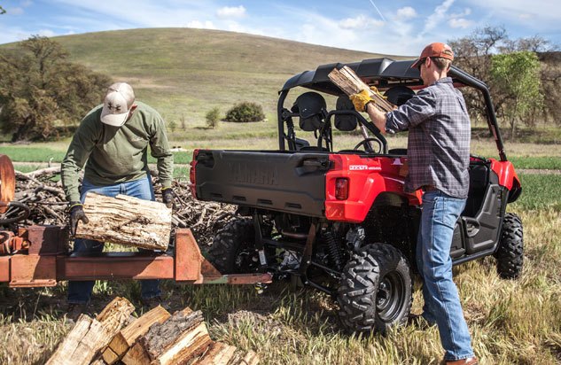 2014 honda pioneer 700 4 vs yamaha viking 700 specs shootout, Yamaha Viking Working