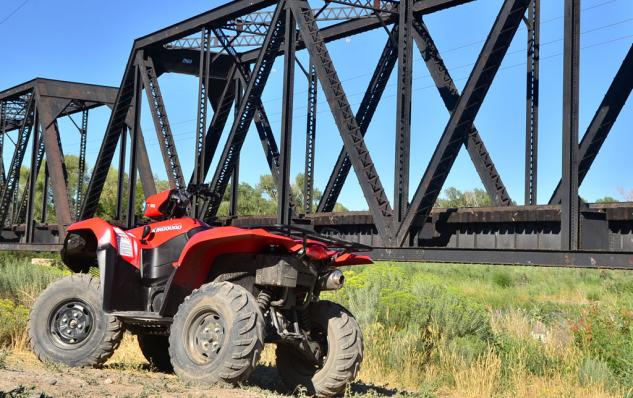 2014 japanese big bore utility atv shootout video, 2014 Suzuki KingQuad 750 Beauty