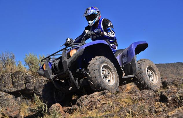 2014 japanese big bore utility atv shootout video, 2014 Yamaha Grizzly 700 EPS Rock Crawling