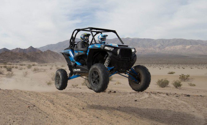 2016 polaris rzr xp turbo eps vs can am maverick x ds turbo, 2016 Polaris RZR Turbo EPS Jump