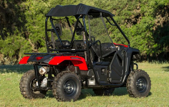 2017 polaris ranger 500 vs honda pioneer 500 by the numbers, Honda Pioneer Rear