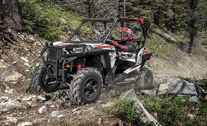 2018 can am maverick trail 1000 dps vs polaris rzr 900 eps by the numbers, 2018 Polaris RZR 900 EPS Action