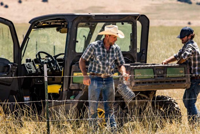 2018 mahindra mpact xtv diesel vs john deere gator xuv 865m by the numbers, John Deere Gator XUV 865M Working