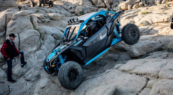 2018 can am maverick x3 x rc turbo r vs polaris rzr xp 1000 trails and rocks, 2018 Can Am Maverick X3 X RC Turbo R 2