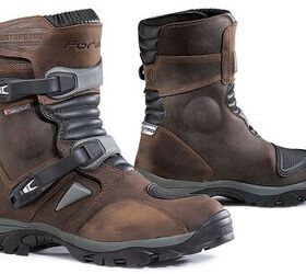 Forma Adventure Boots