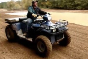 Polaris ATV + V8 Engine = Wow! [video]