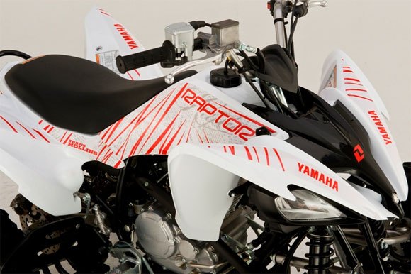 yamaha extends one industries graphics kit promotion nationally