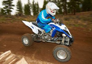 2013 yamaha raptor 700 review video, 2013 Yamaha Raptor 700R Action Right