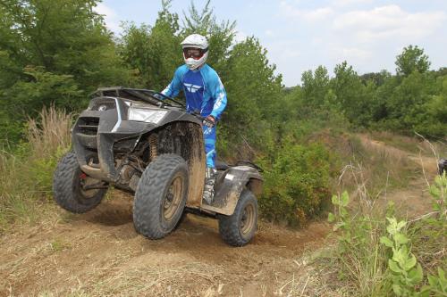 2013 kymco mxu500i review, 2013 Kymco MXU500i Action Front Left