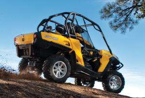 2013 can am commander 1000 xt review, 2013 Can Am Commander 1000 XT Action Right
