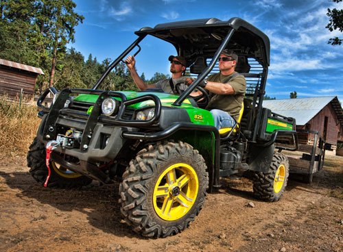 2013 john deere gator xuv lineup unveiled, 2013 John Deere Gator XUV 825i Action