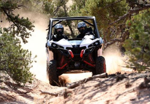 2014 can am maverick and commander lineup preview, 2014 Can Am Maverick 1000R X xc Action