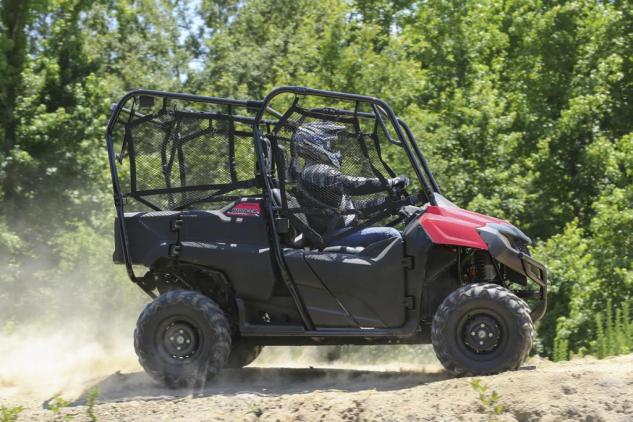 2014 honda pioneer 700 4 review, 2014 Pioneer 700 4 Action Right