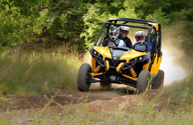 2014 can am maverick max x rs review video, 2014 Can Am Maverick MAX X rs Action Front Left