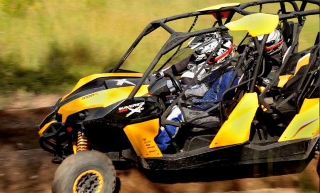 2014 can am maverick max x rs review video, 2014 Can Am Maverick MAX X rs Action Close