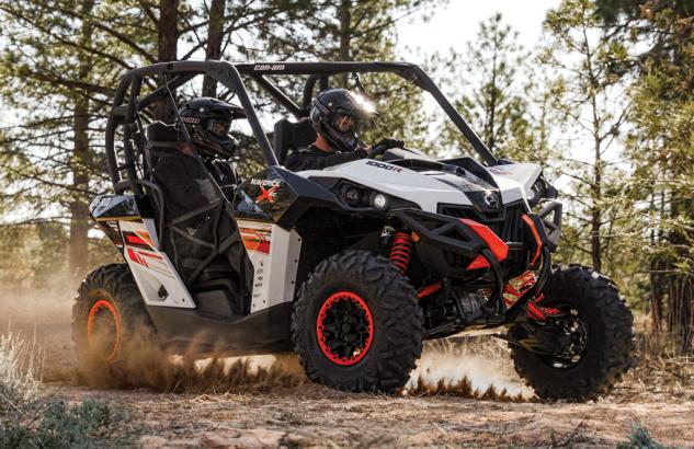 2014 can am maverick 1000r x xc review video, 2014 Can Am Maverick 1000R X xc Action Cornering