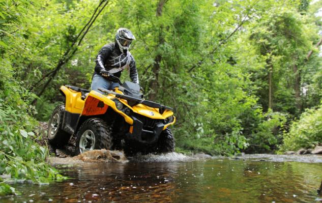 2014 can am outlander 500 review video, 2014 Can Am Outlander 500 Action Water