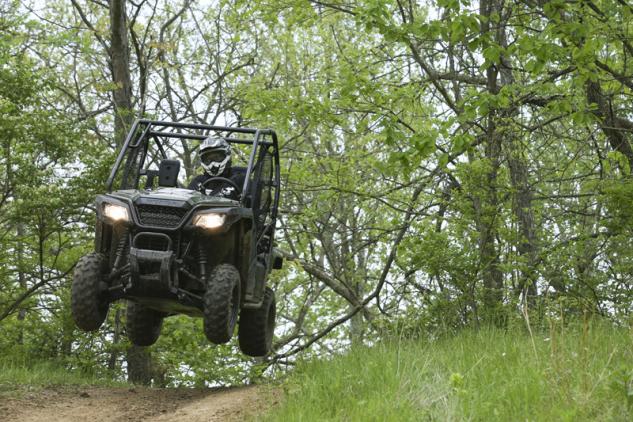 2015 honda pioneer 500 review, 2015 Honda Pioneer 500 Action Jump