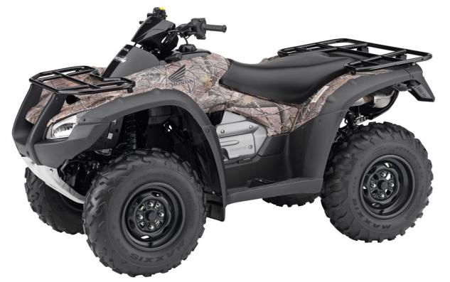 2015 honda fourtrax rincon preview, 2015 Honda Rincon Camo Front Right