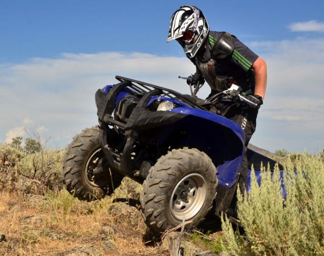 2014 yamaha grizzly 700 eps long term review video, 2014 Yamaha Grizzly 700 EPS Action Rock Crawling