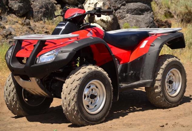 2014 honda fourtrax rincon long term review video, 2014 Honda Rincon Front Left