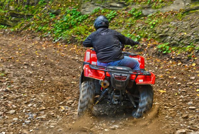 2015 honda foreman rubicon review, 2015 Honda Foreman Rubicon Action Cornering