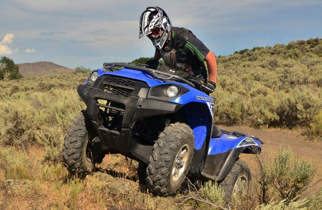 2014 kawasaki brute force 750 4x4i eps long term review video, 2014 Kawasaki Brute Force 750 EPS Action Climb