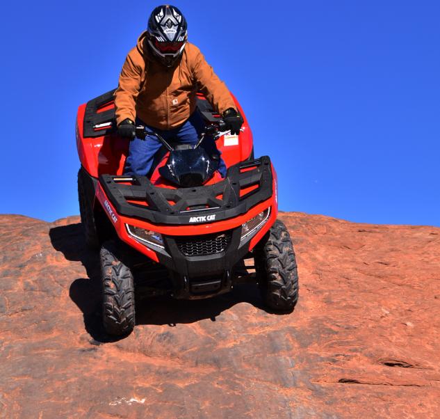 2015 arctic cat xr atv lineup review, 2015 Arctic Cat XR ATV Action Descent