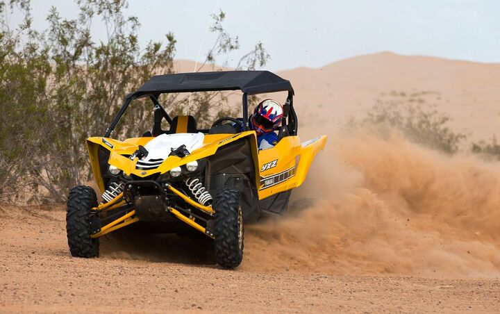 2016 yamaha yxz1000r review, 2016 Yamaha YXZ1000R Action Cornering