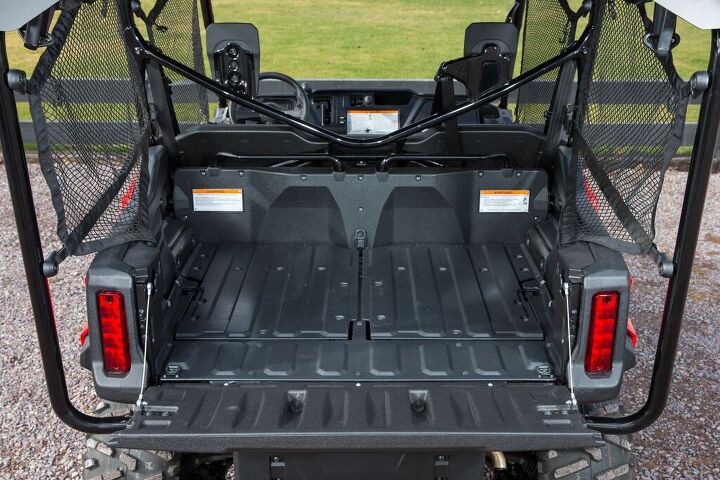 2016 honda pioneer 1000 5 deluxe review, 2016 Honda Pioneer 1000 Cargo Bed