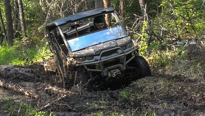 2017 Can-Am Defender Mossy Oak Hunting Edition Review