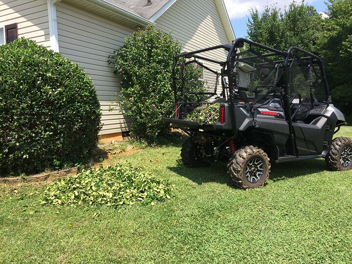 2017 honda pioneer 700 4 deluxe long term review, Honda Pioneer 700 4 Yard Work