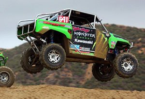 dan kelly drives teryx to victory at worcs opener, Taylor George Funco