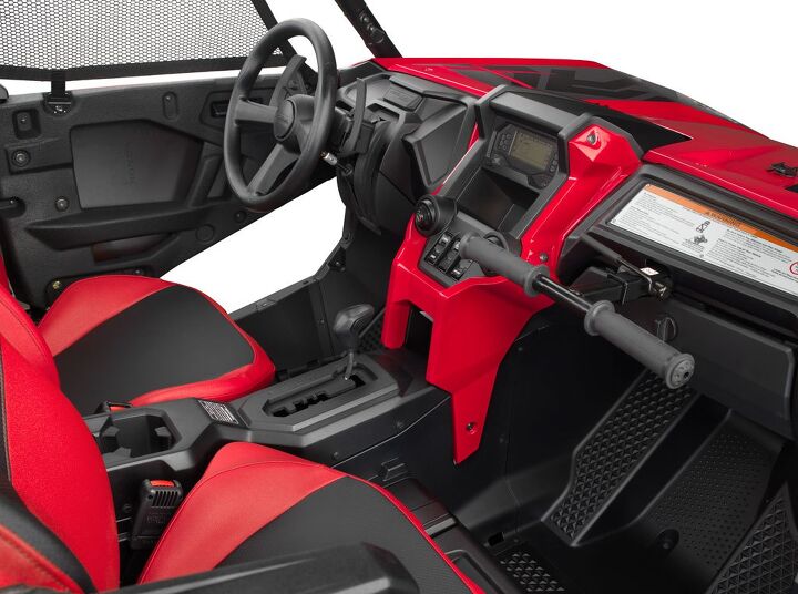 2019 honda talon 1000r and 1000x review first impressions video, 2019 Honda Talon 1000R Cockpit