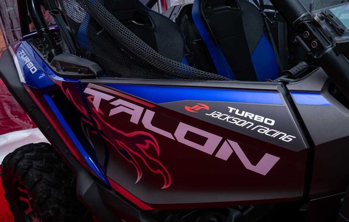 honda talon turbo first ride review, Honda Talon Turbo Badge