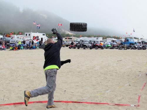 2012 oregon dunefest report, 2012 Oregon DuneFest Tire Toss