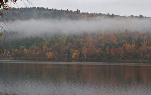 atv trails a fall ride in mattawa video, Ottawa River in the Fall